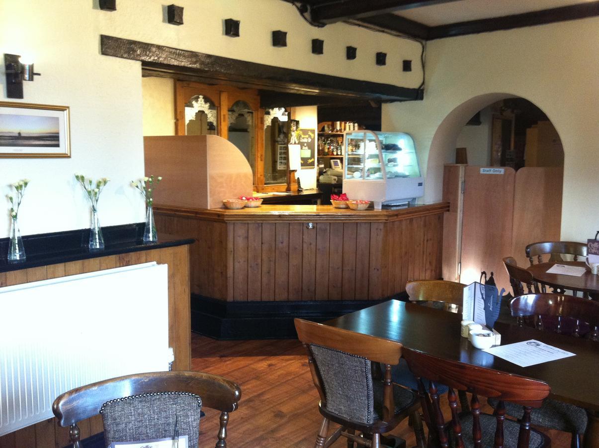The Coffee Pot Tavern Bed and Breakfast Potterspury Buitenkant foto